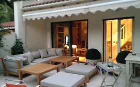 Sani Villa Leventis, Apollon And Sokrates Corner